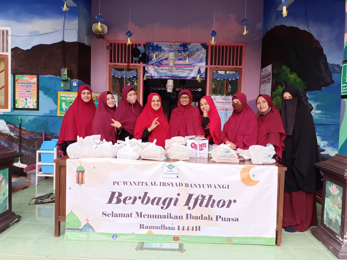 Pembagian Ifthar Ramadhan 1444H Oleh PCW Banyuwangi