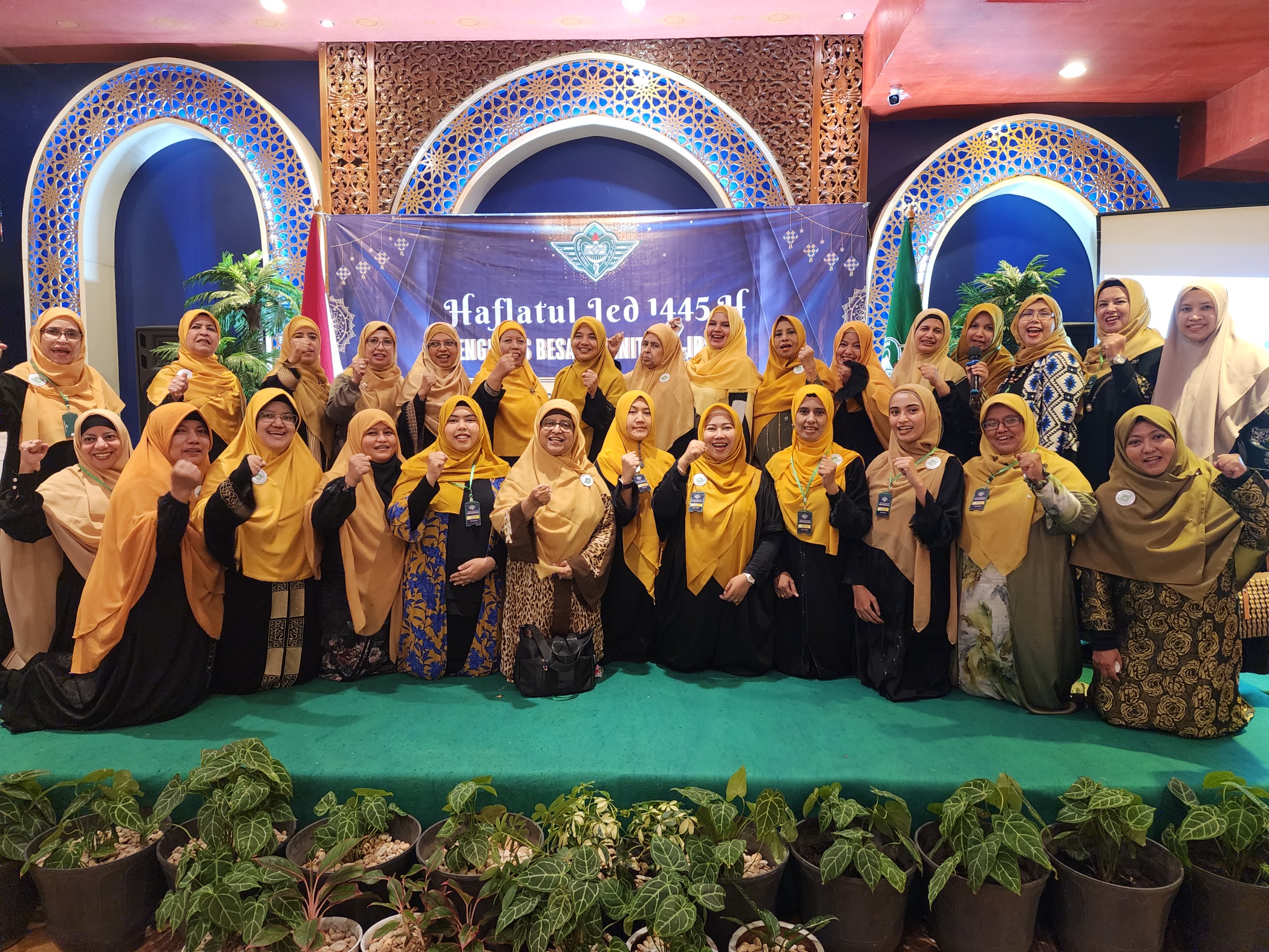 Haflatul Ied 1445 H Wanita Al-Irsyad