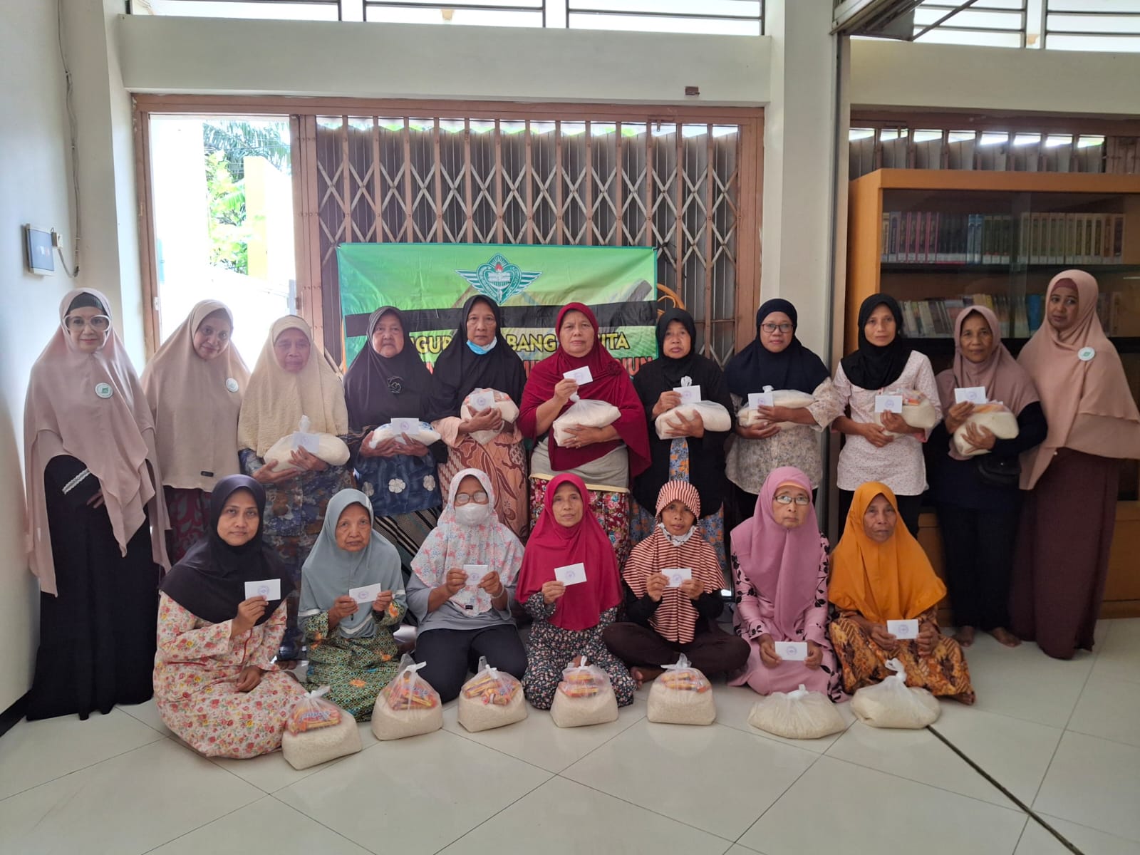 Kegiatan Romadhon terakhir PCW Madiun