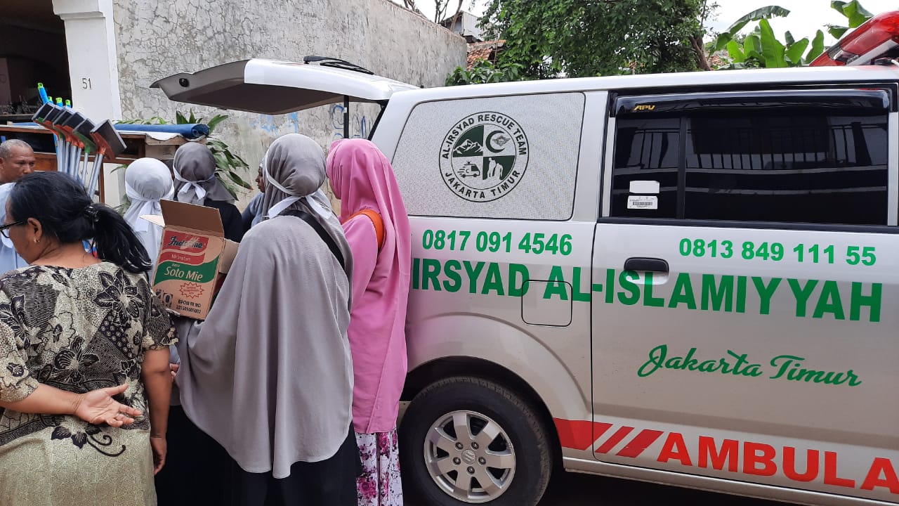 Baksos Wanita Al-Irsyad Jaktim di Kebon Pala-Cawang